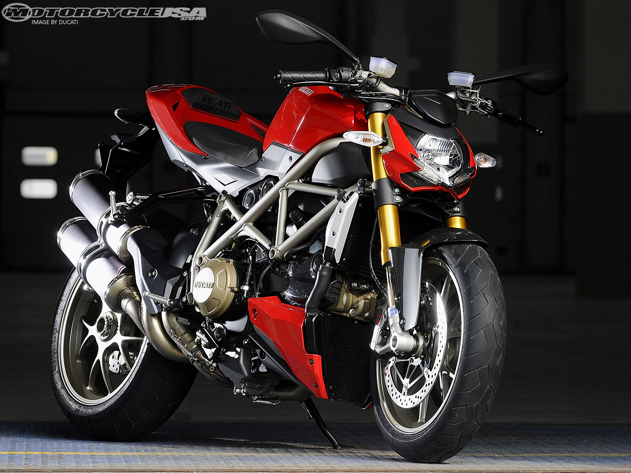 Ducati-Streetfighter+(3).jpg